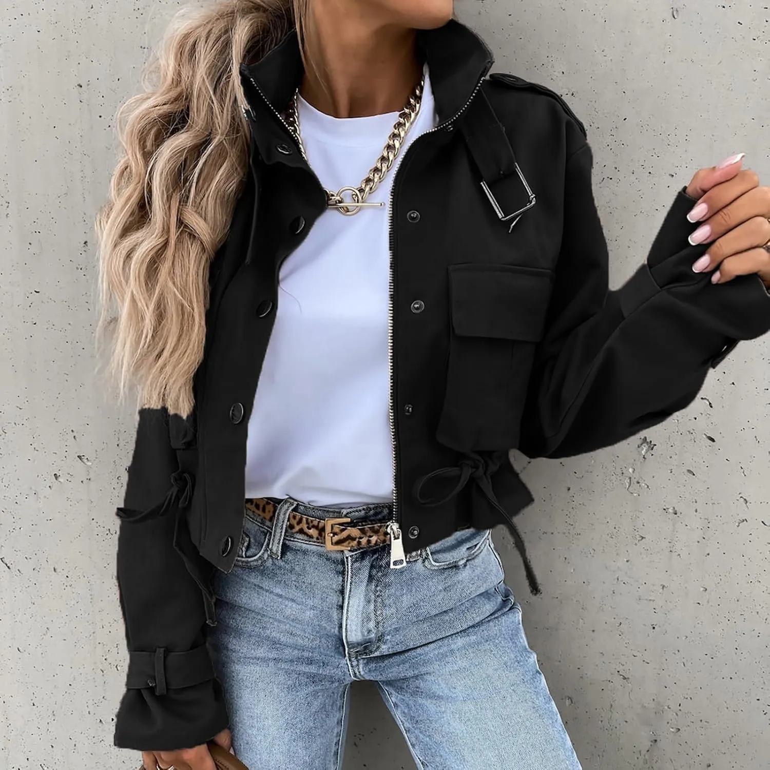 Women's Military Cropped Jackets 2024 Trendy Cropped Cargo Coats Button Down Lightweight Utility Anorak Coat Pockets